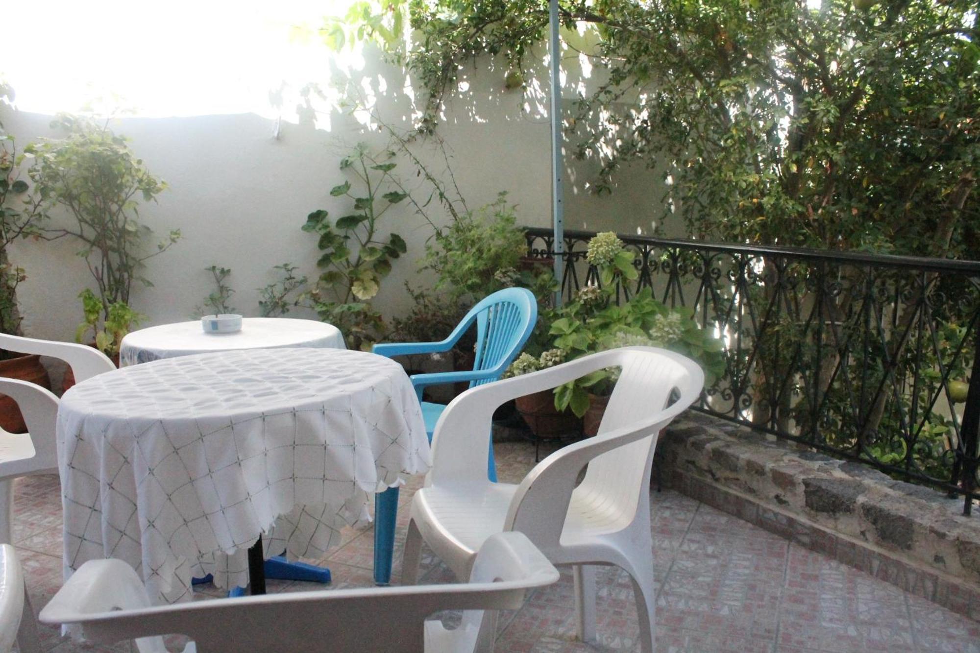 מית'ימנה Μαχη Ενοικιαζόμενα Δωμάτια מראה חיצוני תמונה