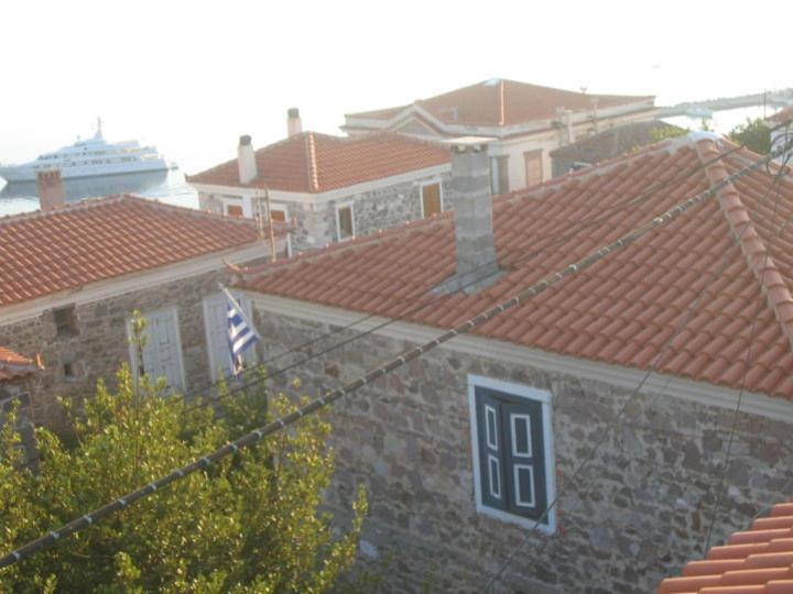 מית'ימנה Μαχη Ενοικιαζόμενα Δωμάτια מראה חיצוני תמונה